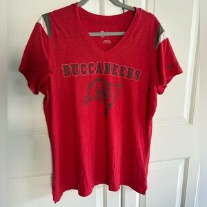 Women’s Nike Tampa Bay Buccaneers NFL T-Shirt - Size 2X